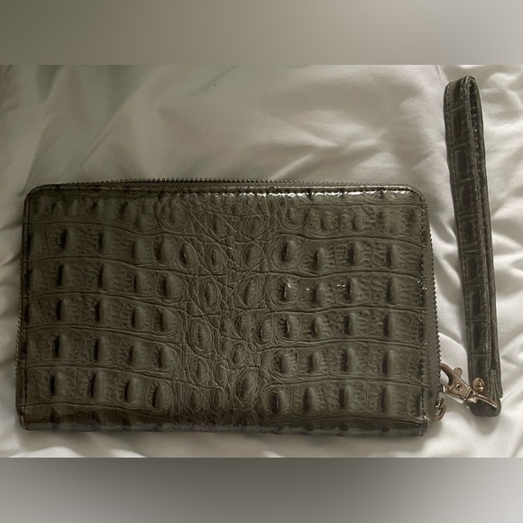 Big Buddha Handbags - Big Buddha Elegant Crocodile Embossed Wallet